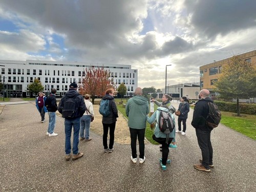 accueil des visiteurs par Maïté Vicré