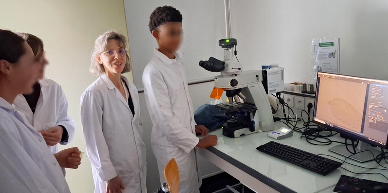 stagiaires avec Marie-Laure Follet