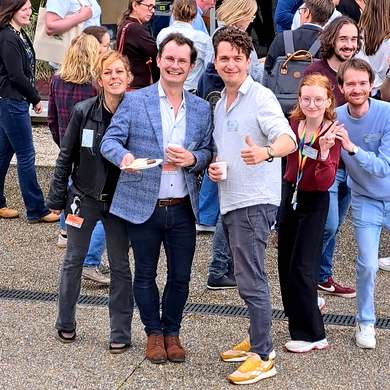 Gaëlle DURAMBUR, Marc ROPITAUX, Olivier PERRUCHON, Eulalie FOURNEAU et Vincent LEMAITRE, Quentin HAYS en second plan  (GlycoMEV)